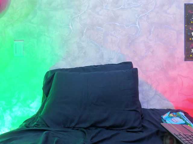 Reichel05's BongaCams show and profile