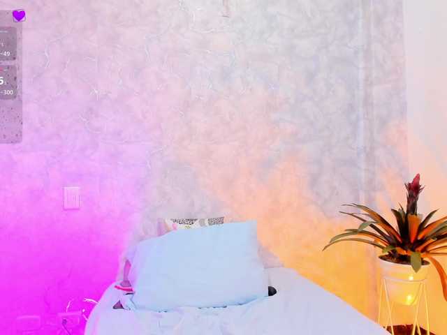 Reichel05's BongaCams show and profile