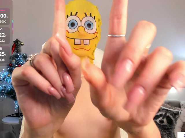 IceStrawberry's BongaCams show and profile