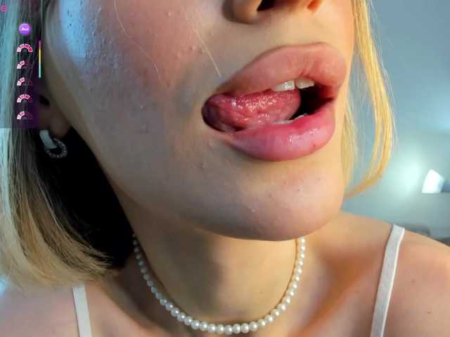 IceStrawberry webcam