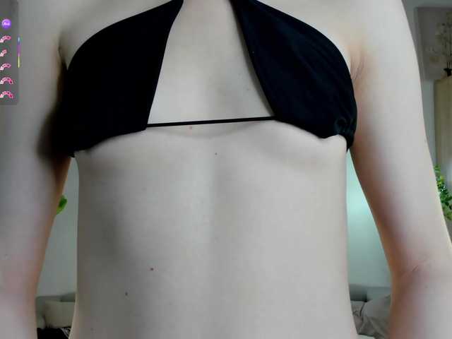 IceStrawberry's BongaCams show and profile