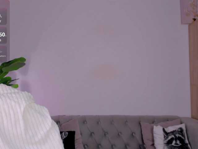 IceStrawberry's BongaCams show and profile