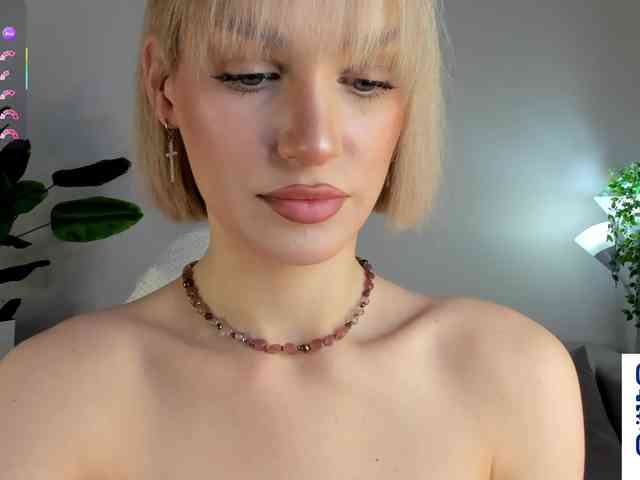 IceStrawberry webcam