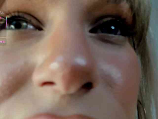 IceStrawberry webcam