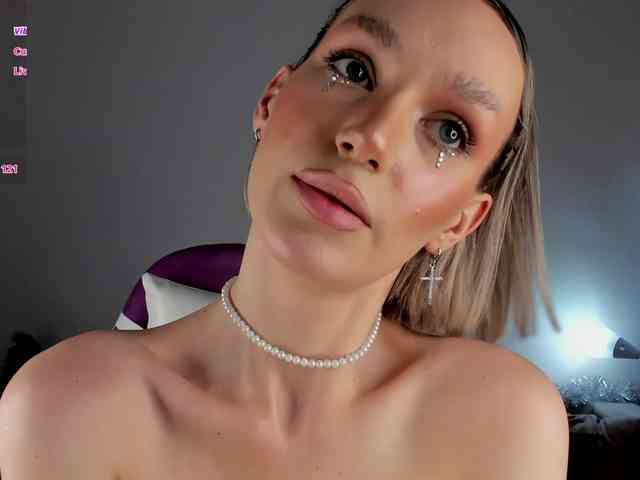 IceStrawberry webcam