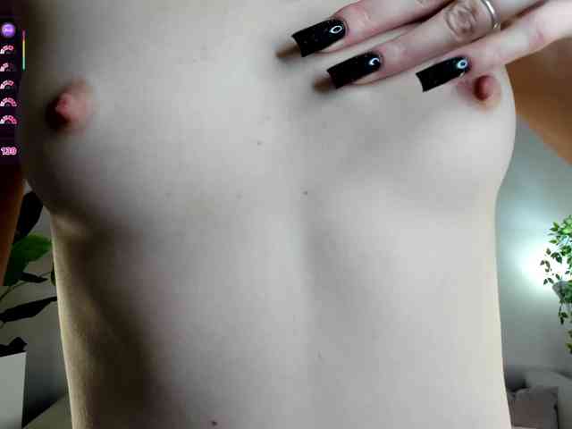 IceStrawberry webcam