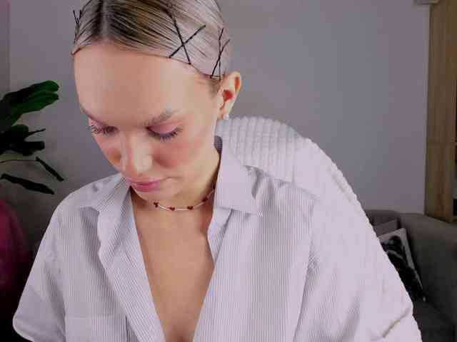 IceStrawberry webcam