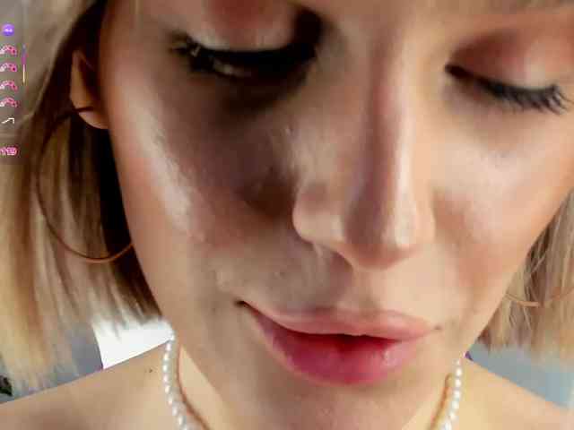 IceStrawberry webcam