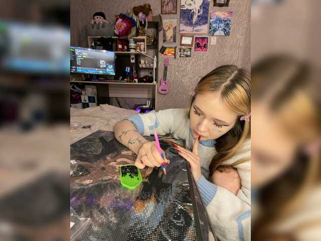 LiaaaLi's BongaCams show and profile