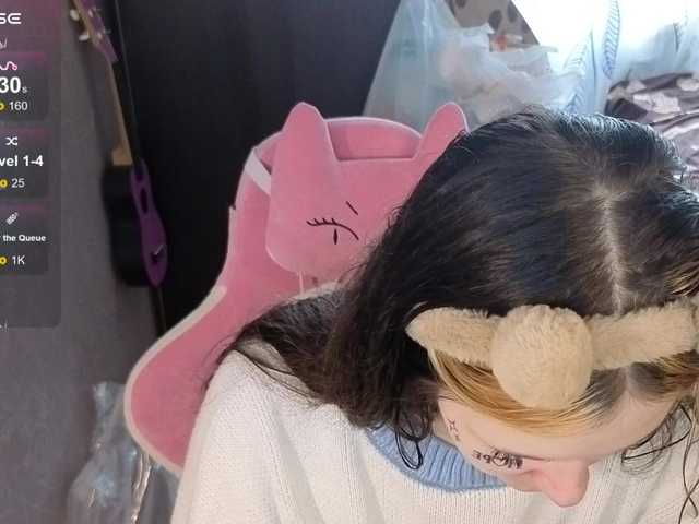 LiaaaLi Live Cam on BongaCams