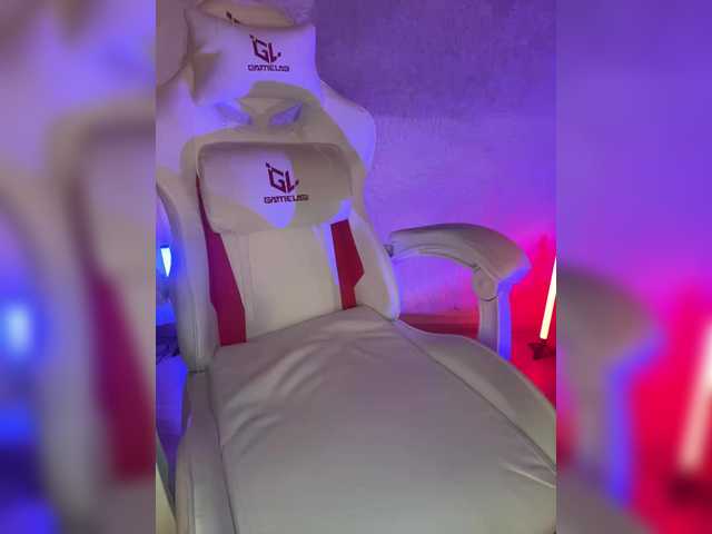 Monika71's BongaCams show and profile