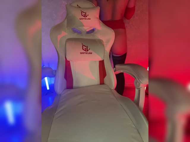 Monika71's BongaCams show and profile