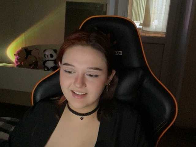  LylyBearrr chat room