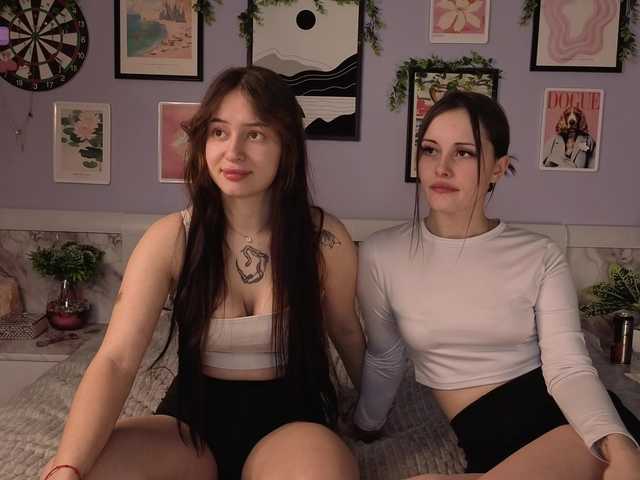 go to chat with hollydreamer