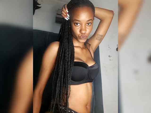 Sexypetiteher Sexypetiteher