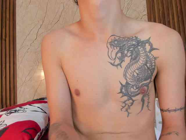 king-lovely-horn... Live Webcam on BongaCams