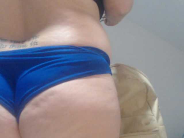 DeboraCienfuegos25's BongaCams show and profile