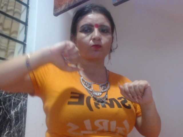 DeboraCienfuegos25's BongaCams show and profile