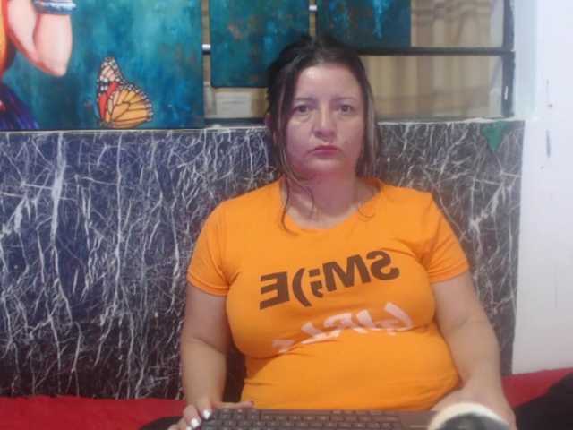  DeboraCienfuegos25 chat room