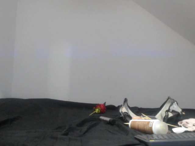 DeboraCienfuegos25's BongaCams show and profile