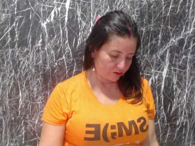 DeboraCienfuegos25 webcam