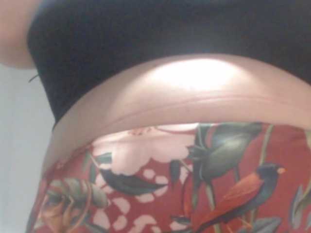 DeboraCienfuegos25's BongaCams show and profile