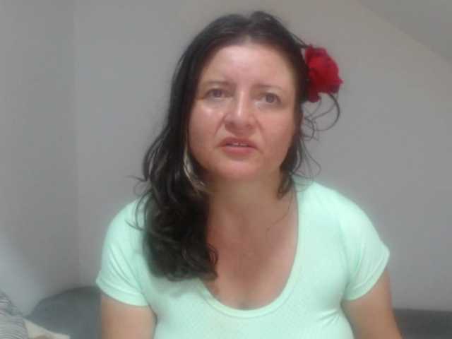 DeboraCienfuegos25's BongaCams show and profile