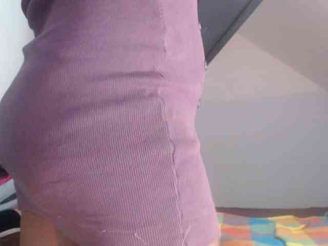 DeboraCienfuegos25 webcam