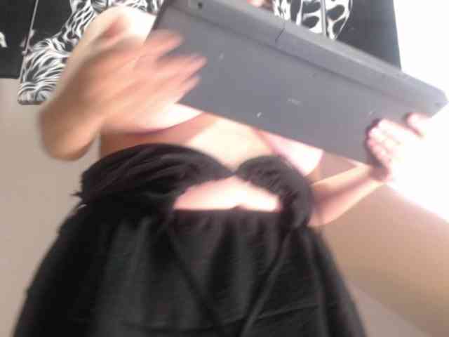 DeboraCienfuegos25 webcam