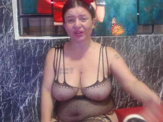 DeboraCienfuegos25 webcam