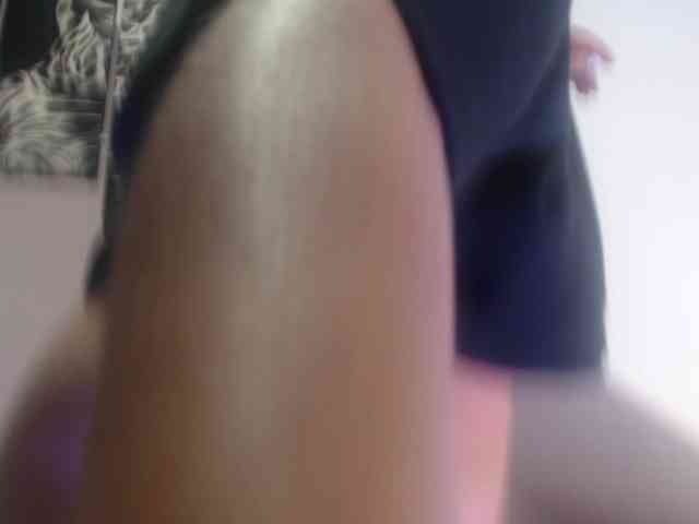 DeboraCienfuegos25 webcam