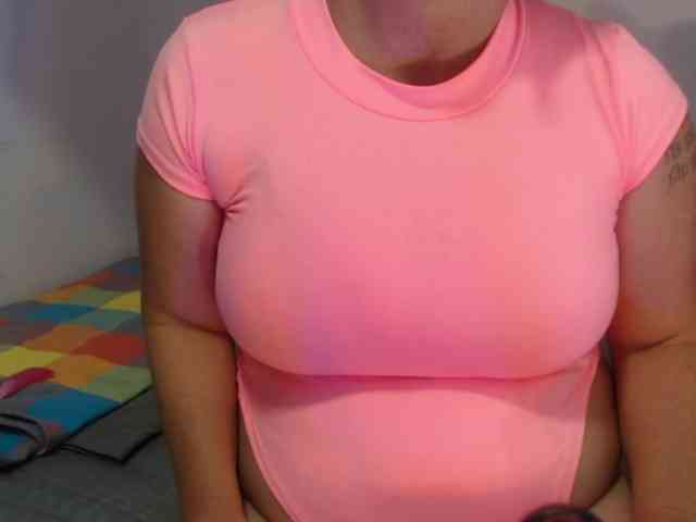 DeboraCienfuegos25 webcam