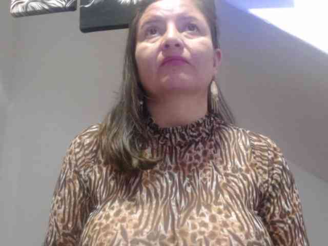 DeboraCienfuegos25 webcam