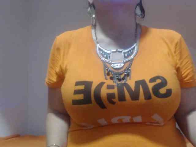 DeboraCienfuegos25 webcam