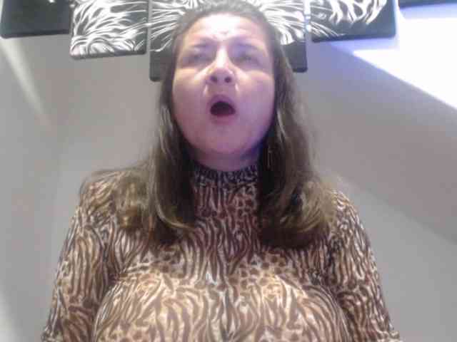 DeboraCienfuegos25 DeboraCienfuegos25