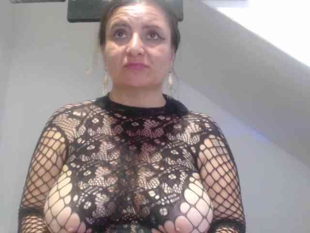 DeboraCienfuegos25 webcam