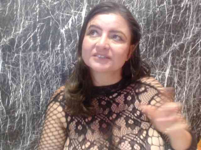 DeboraCienfuegos25 webcam