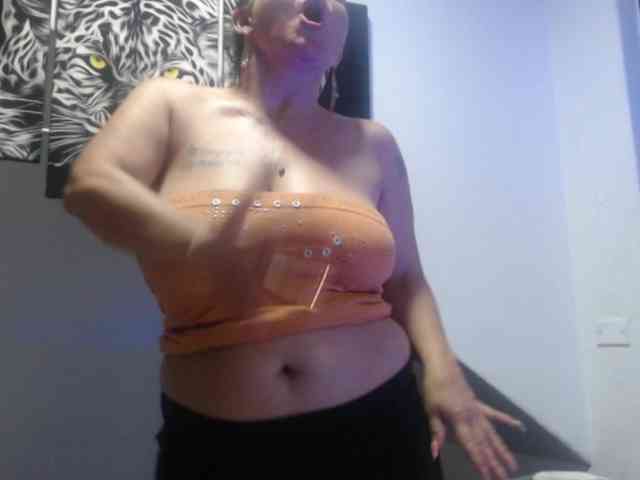 DeboraCienfuegos25 webcam