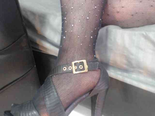 DeboraCienfuegos25 DeboraCienfuegos25