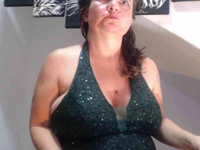 DeboraCienfuegos25 webcam