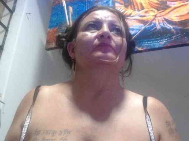 DeboraCienfuegos25 webcam