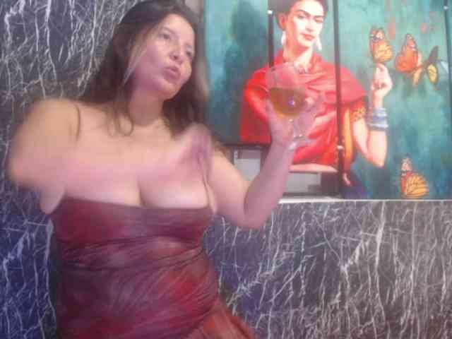 DeboraCienfuegos25 webcam