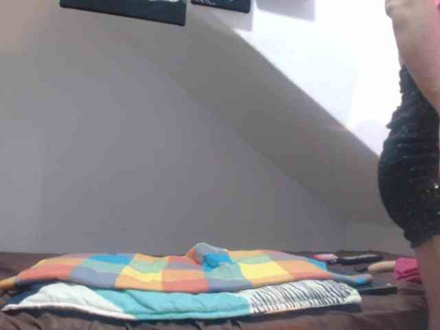 DeboraCienfuegos25 webcam