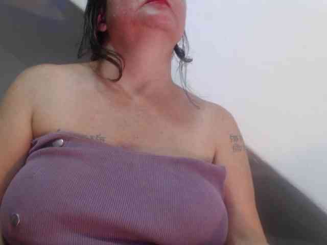 DeboraCienfuegos25 webcam