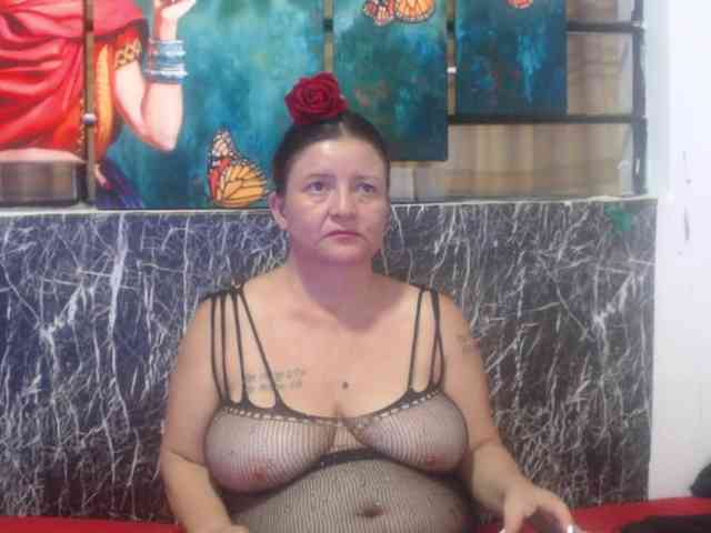 DeboraCienfuegos25 webcam