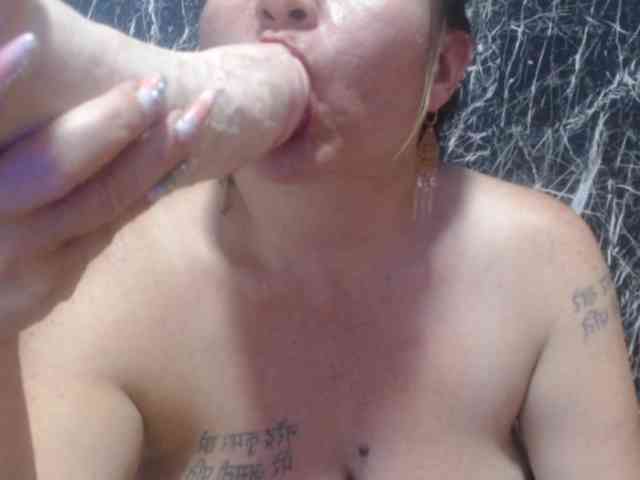 DeboraCienfuegos25 webcam