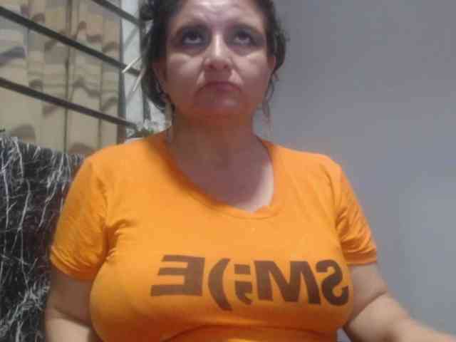 DeboraCienfuegos25 webcam