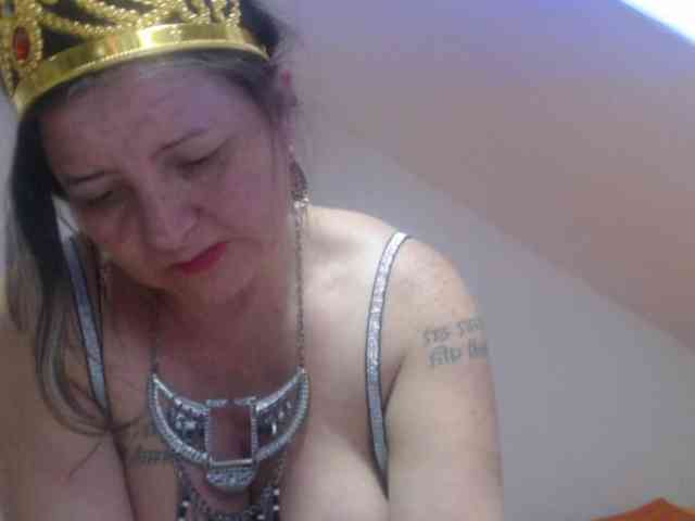 DeboraCienfuegos25 webcam