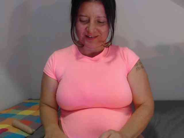 DeboraCienfuegos25 webcam