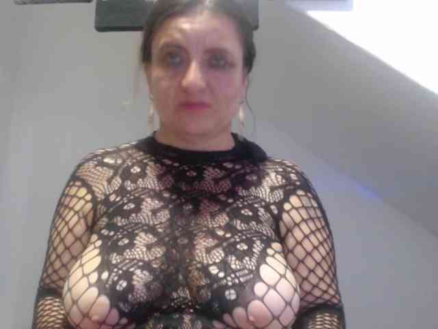 DeboraCienfuegos25 webcam